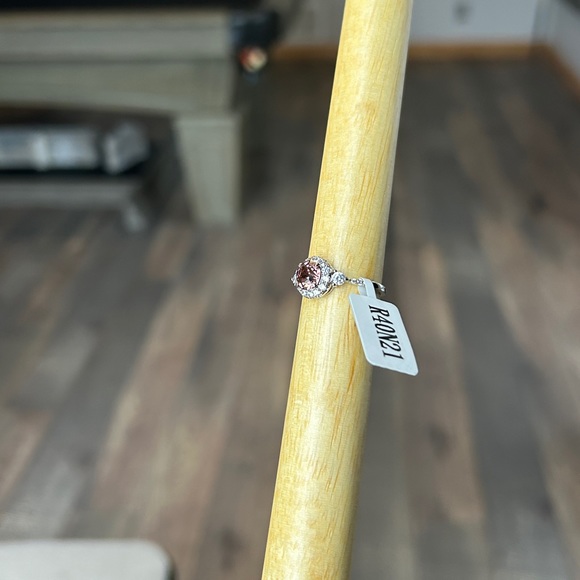 Charmed aroma pink ring - Picture 5 of 7